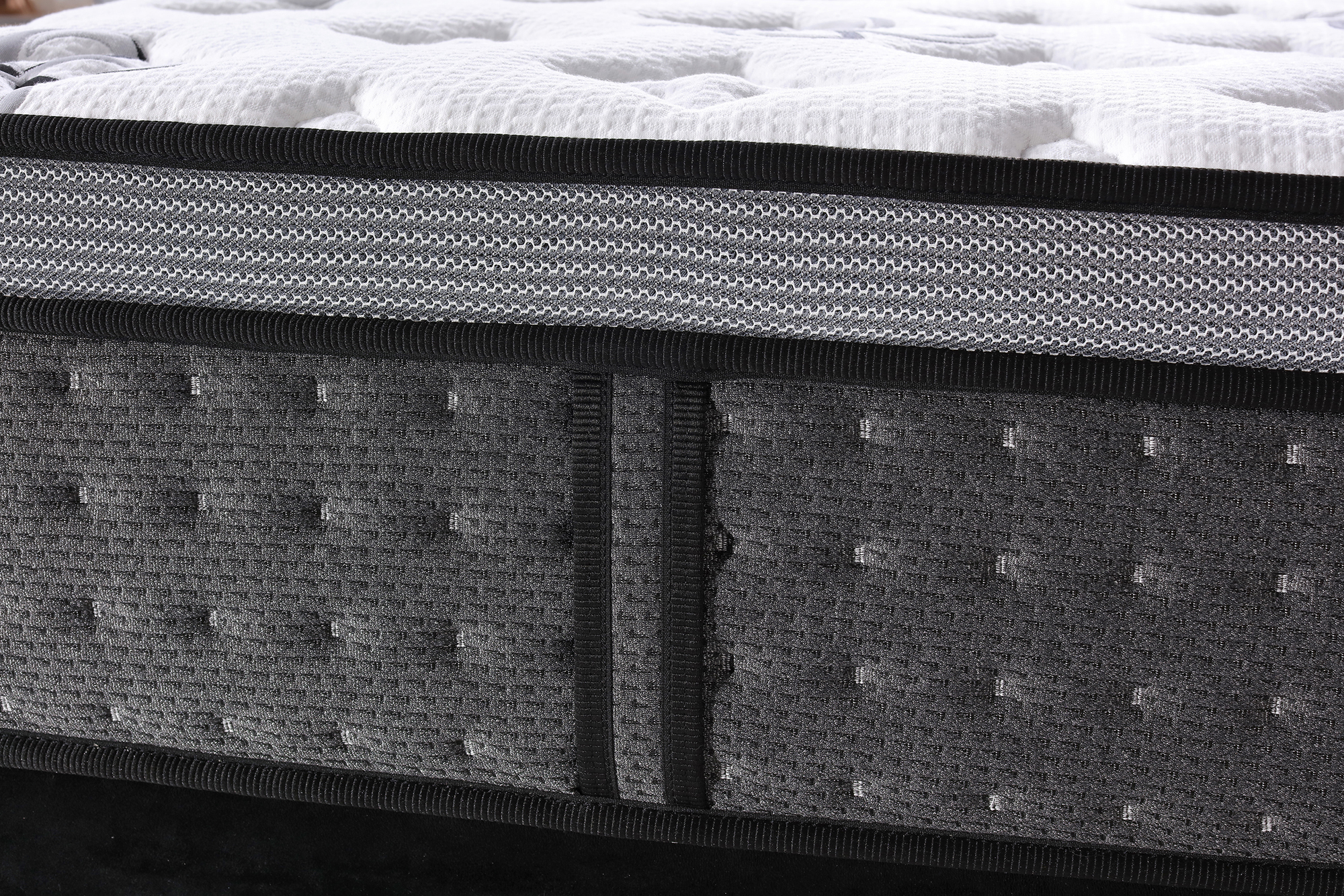 Colchón de muelles ensacados con soporte de borde de látex y lana de Luxury Suites